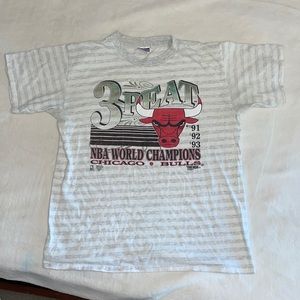 VINTAGE Bulls Championship Shirt